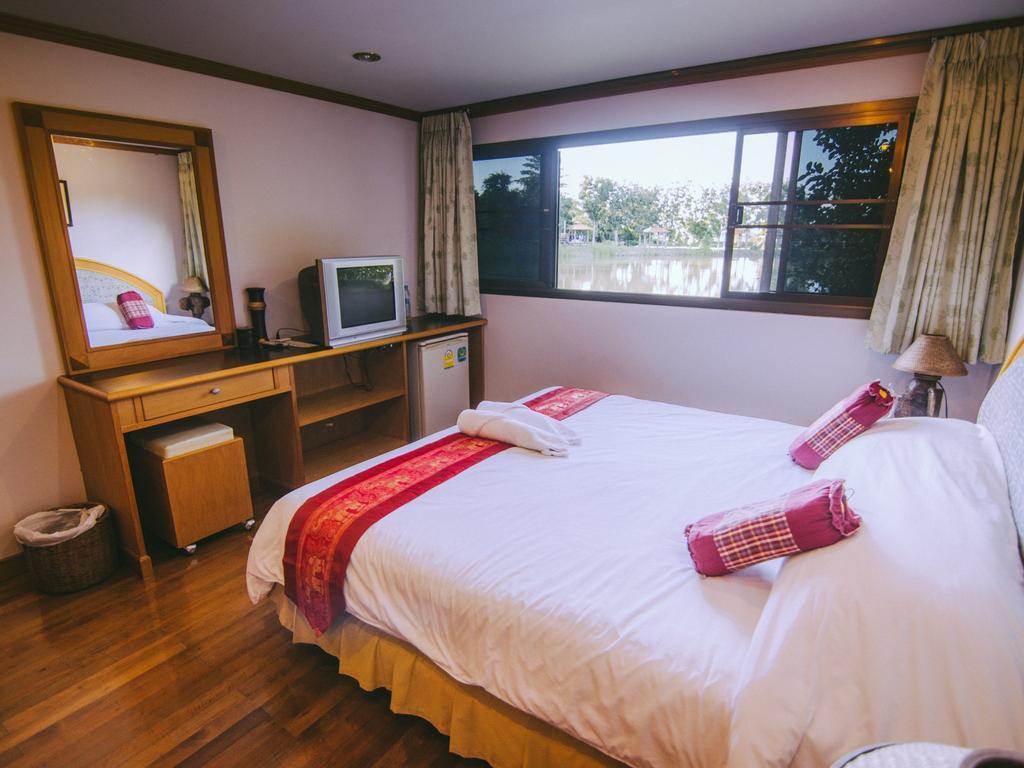 Tanita Lagoon Resort Удон-Тхани Номер фото