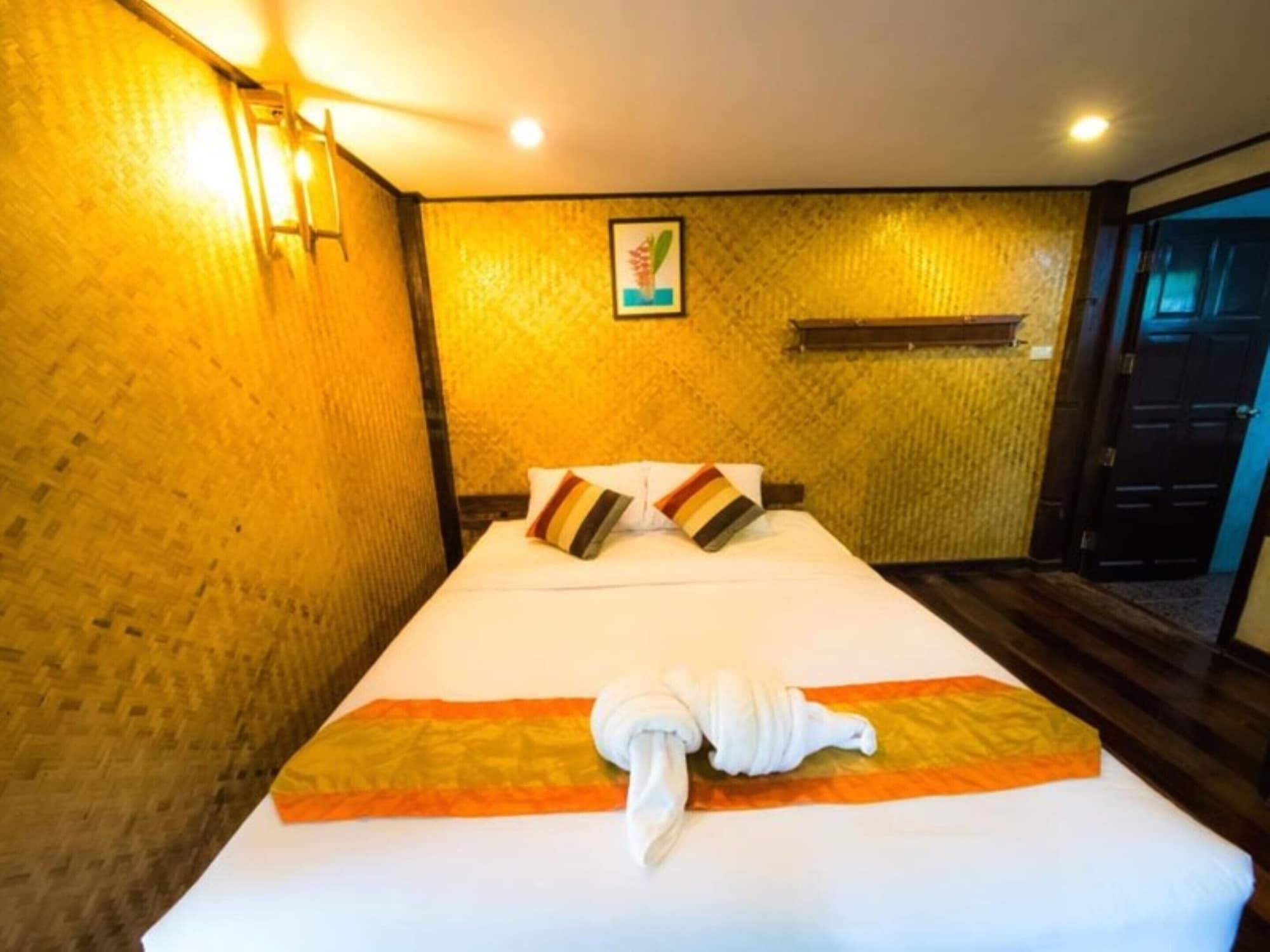 Tanita Lagoon Resort Удон-Тхани Экстерьер фото