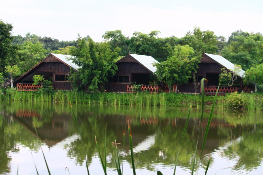 Tanita Lagoon Resort Удон-Тхани Номер фото